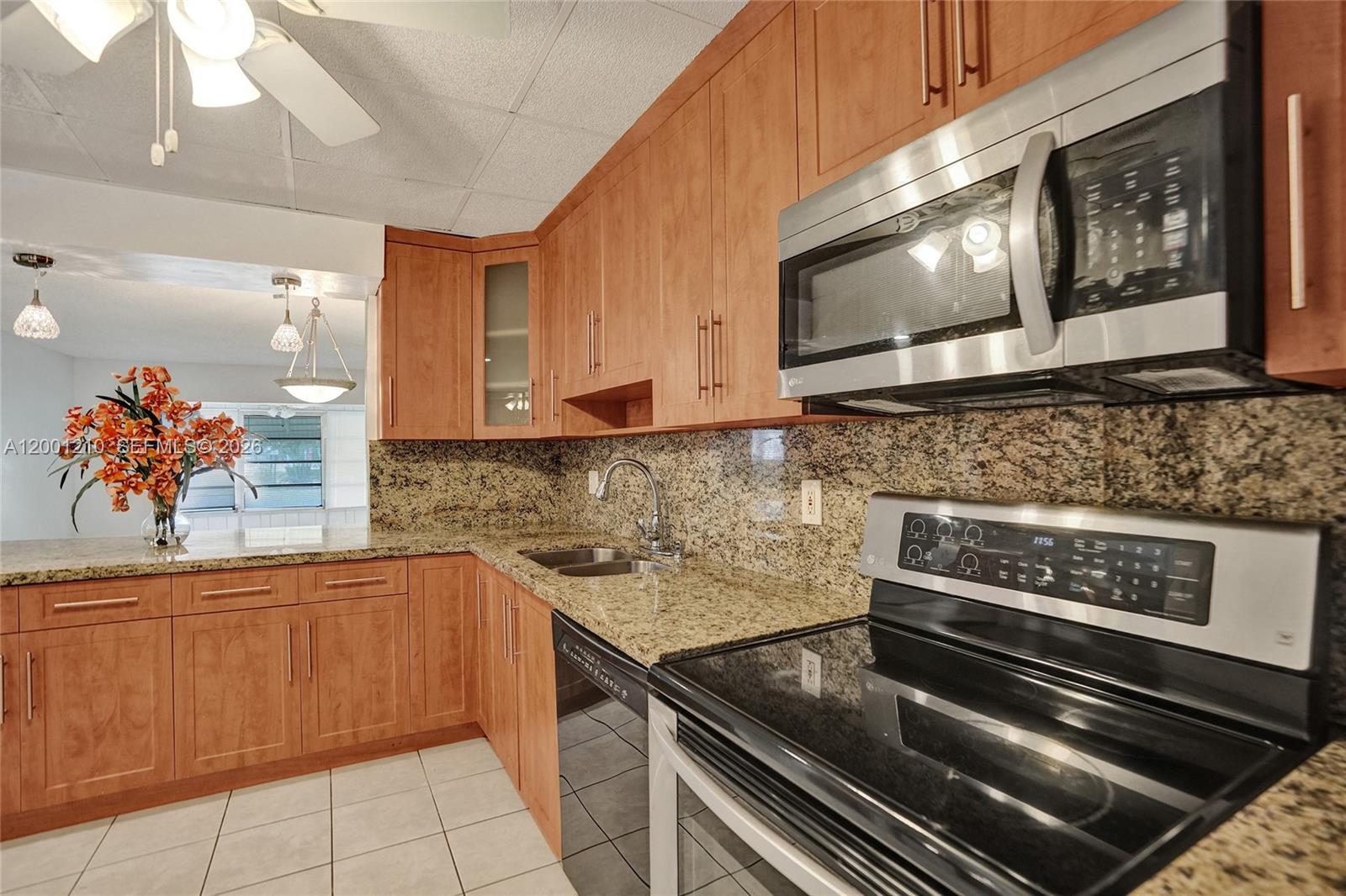 Property photo # 6