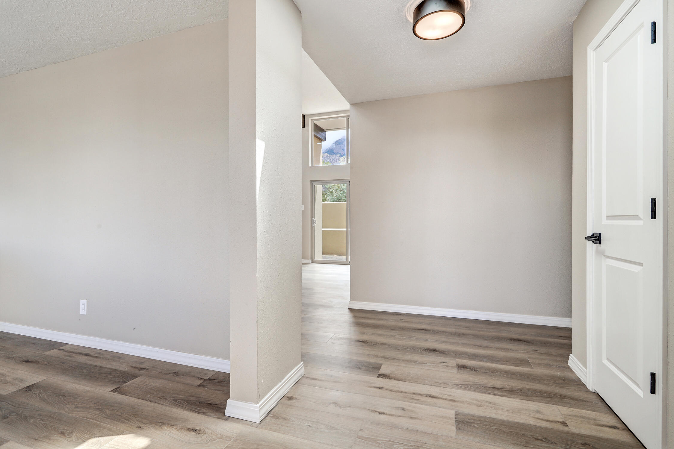 Photo 4 of Single family home for sale at 725 Tramway Vista Dr NE #14, Albuquerque, NM 87122 | MLS# 1102942 | Listing updated on 2026-09-17