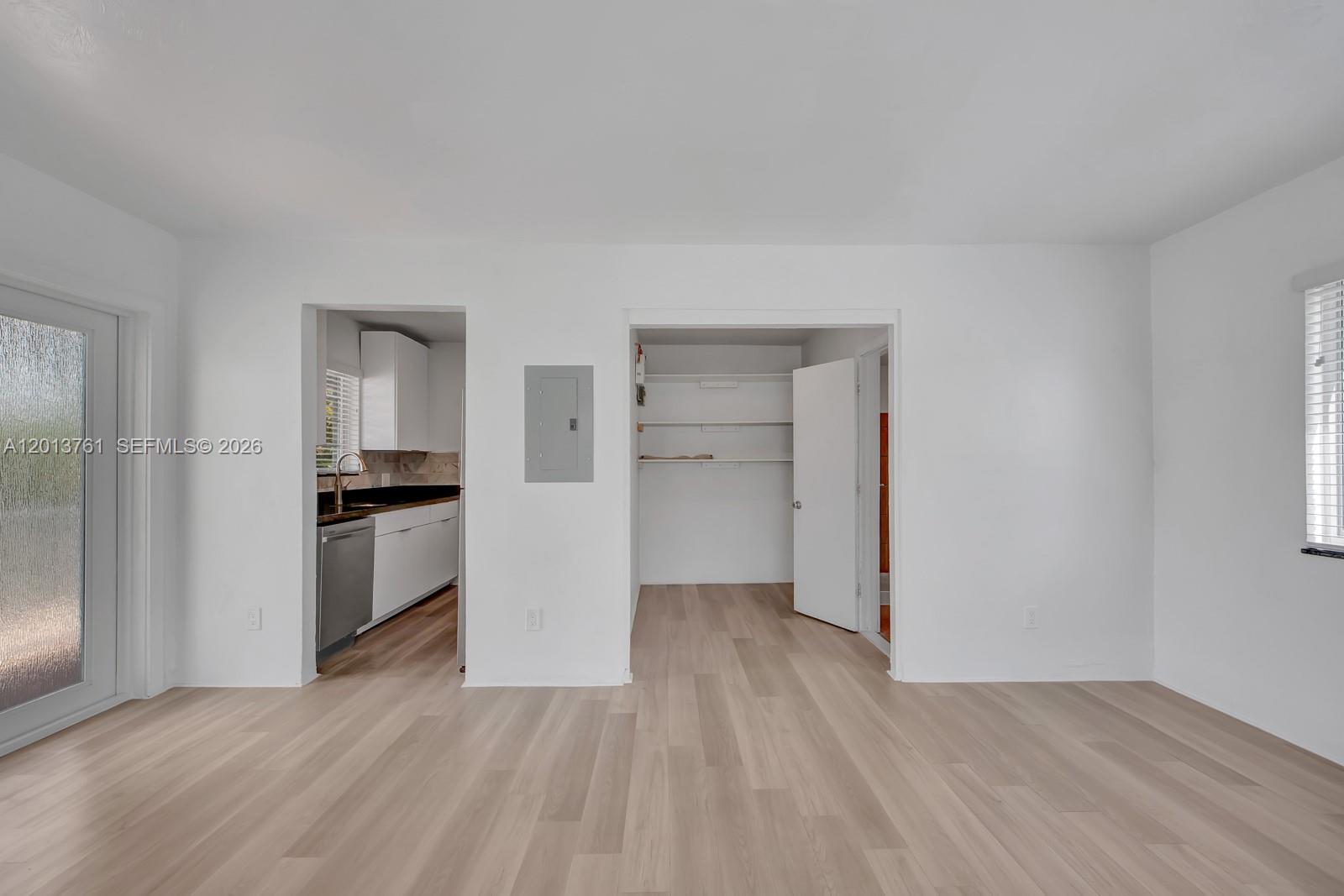 Property photo # 4