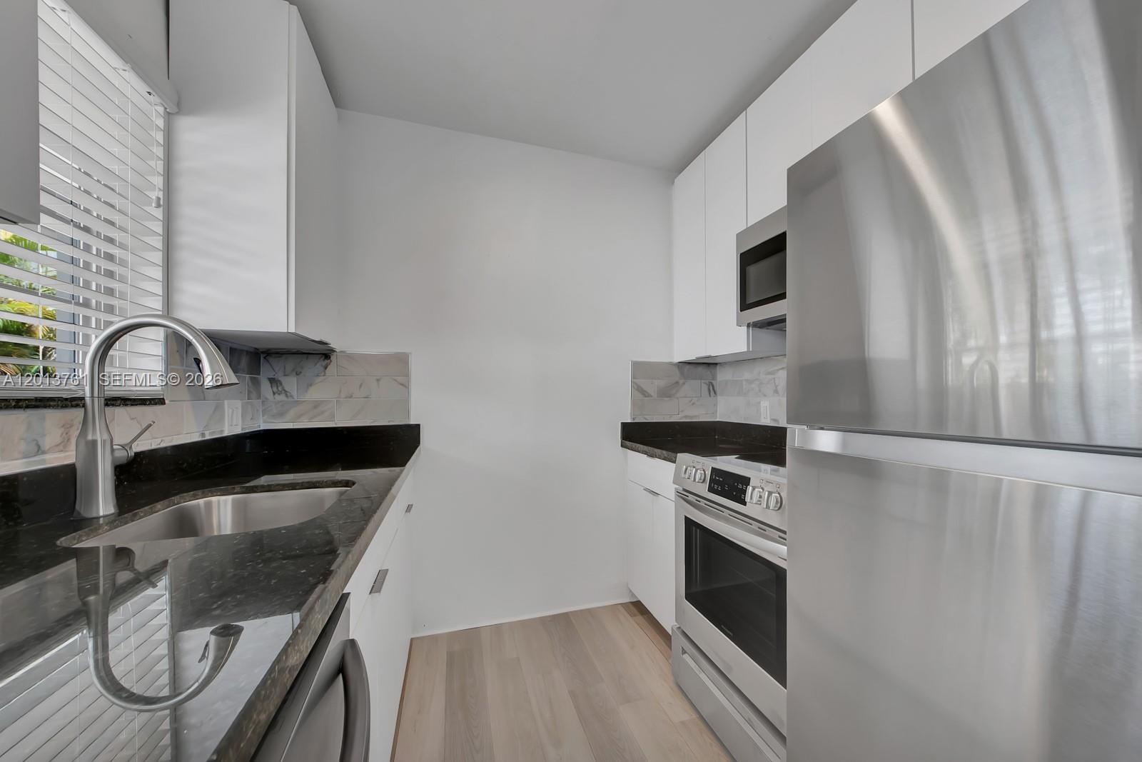 Property photo # 9