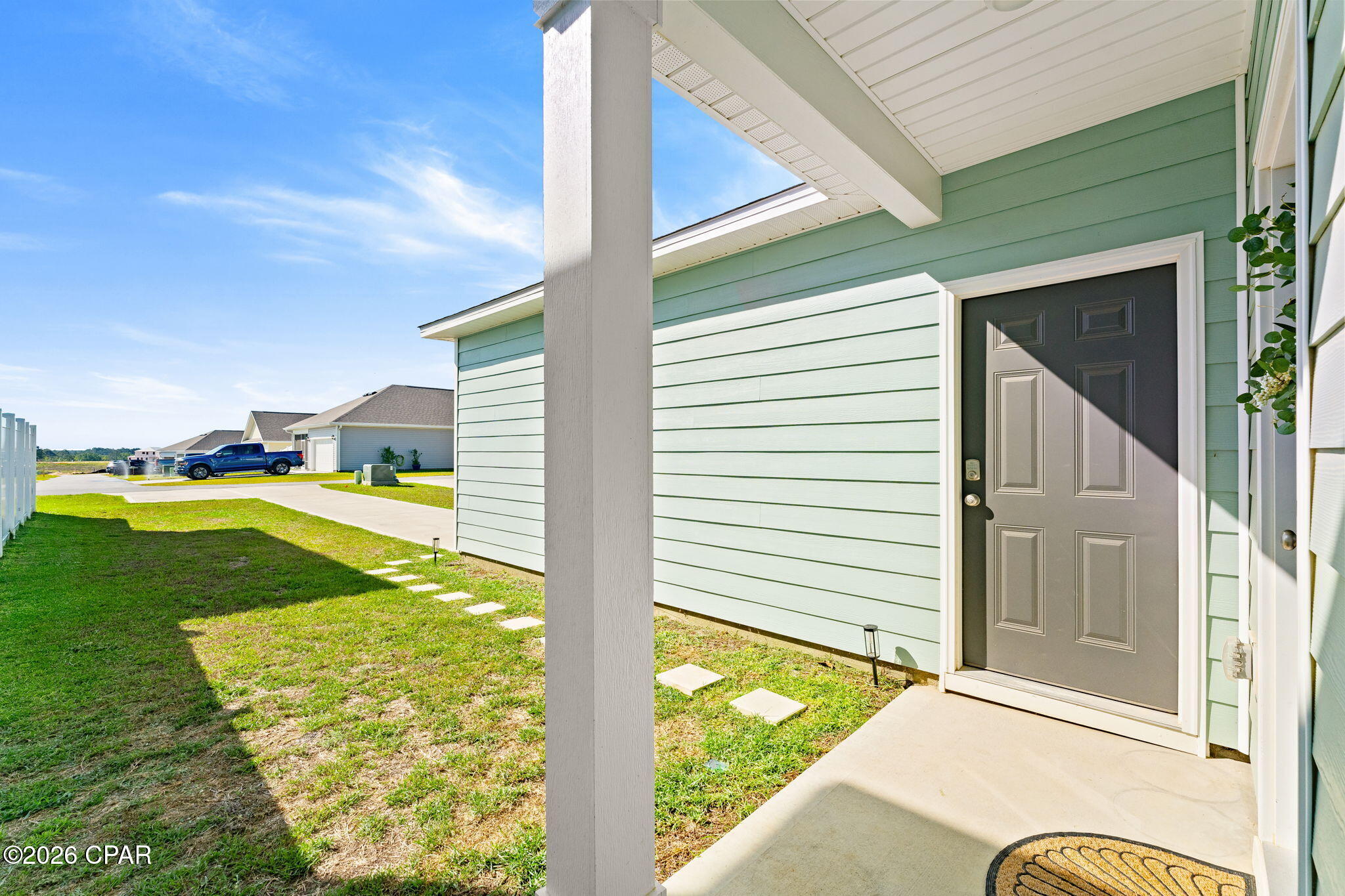 Image 32 For 352 Arrowwood Boulevard