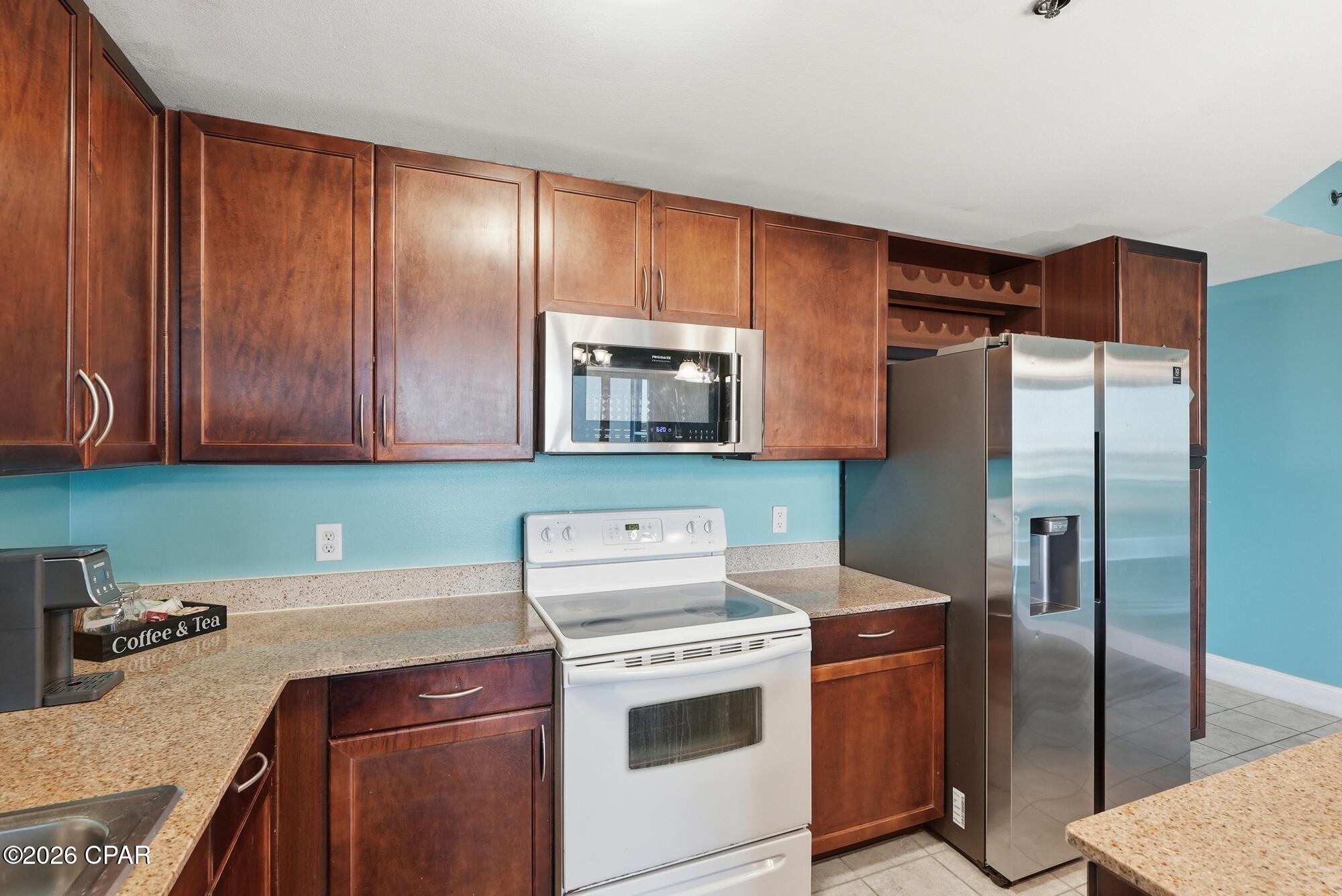 Image 6 For 9860 Thomas Drive 305