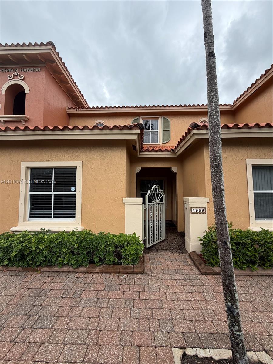 Property photo # 0