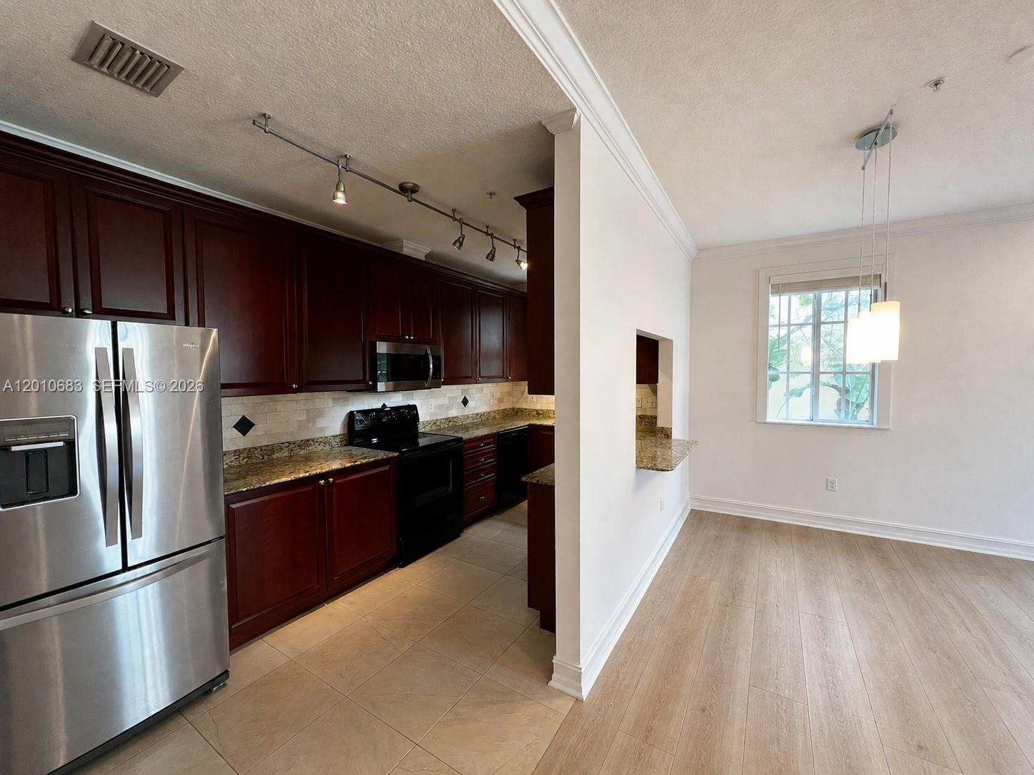 Property photo # 3
