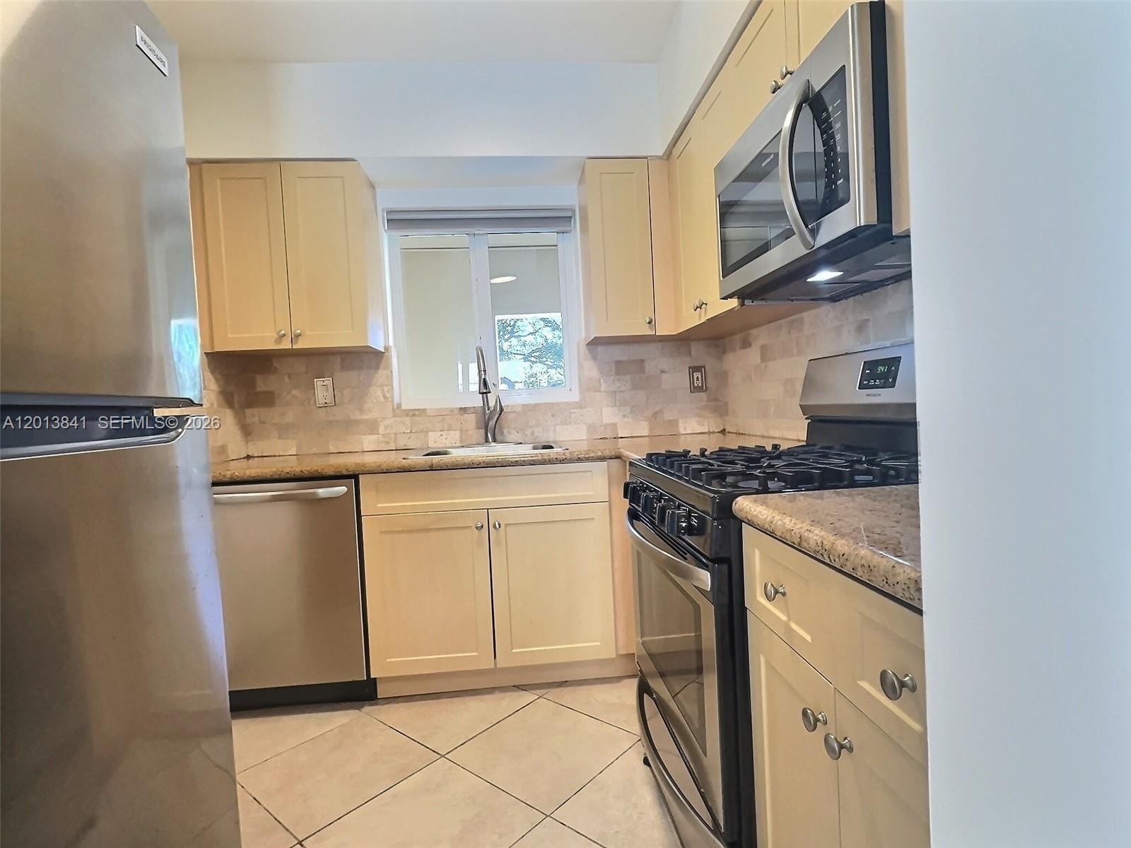 Property photo # 6