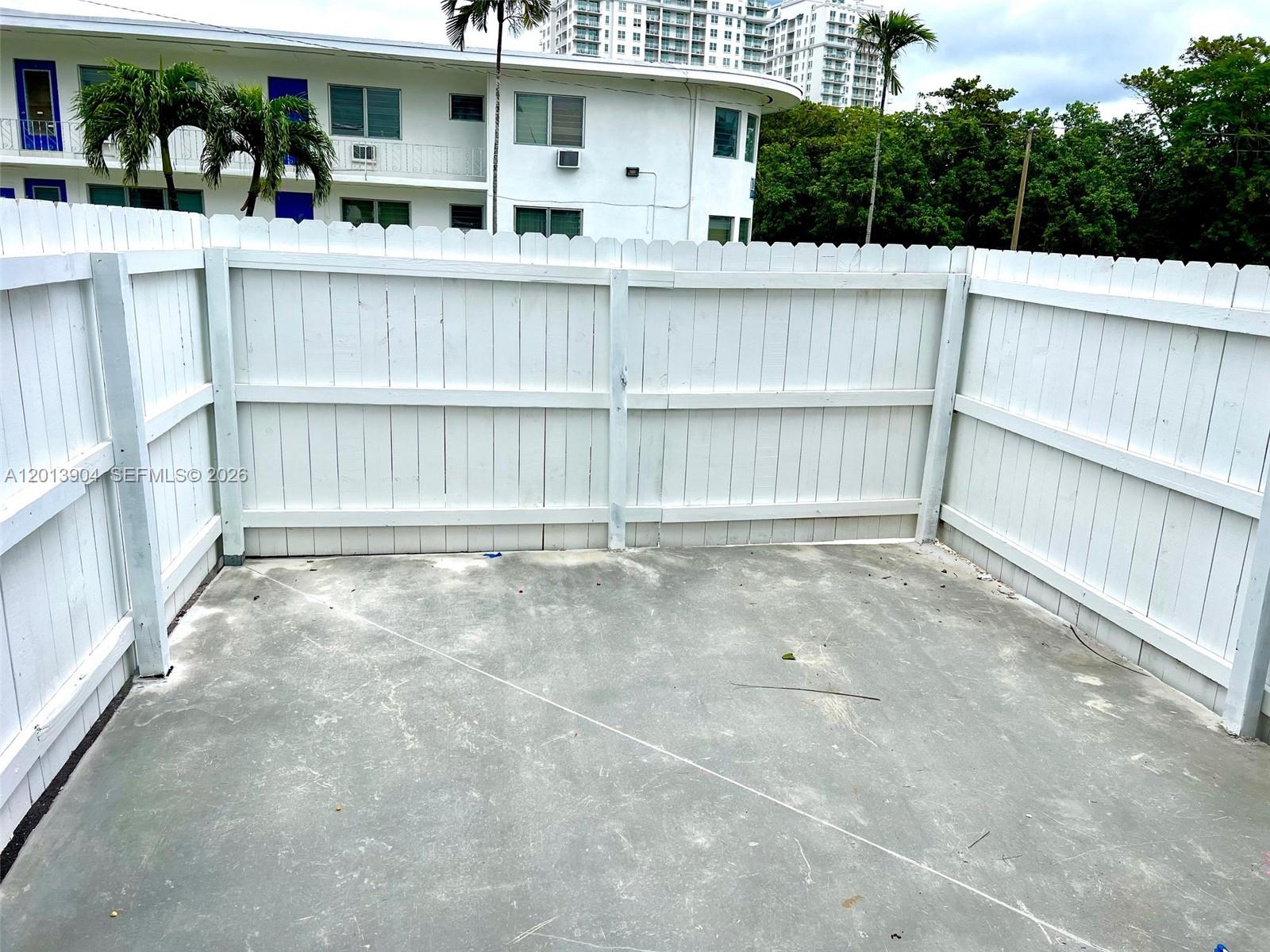 Property photo # 4