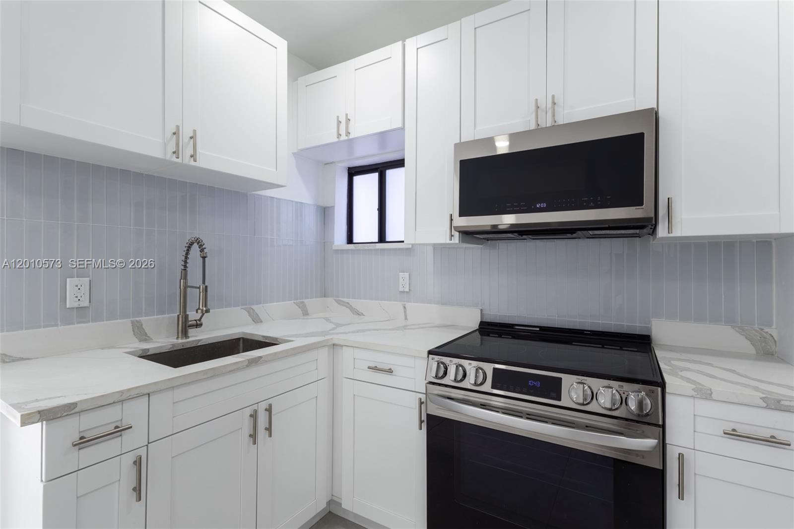 Property photo # 6