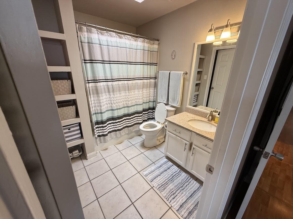 Photo 12 — 2900 Vista Del Rey NE UNIT 20D