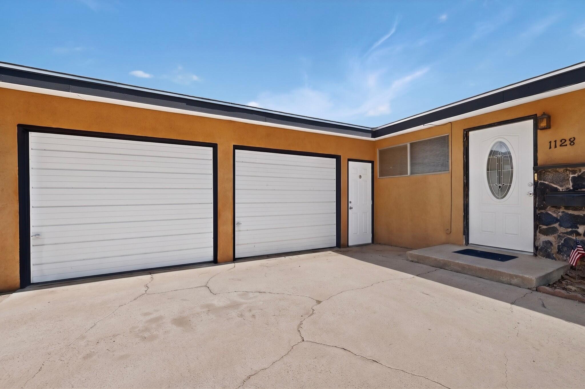 Photo 2 of Sale Pending at 1128 Glorieta St Ne, Albuquerque, NM 87112 | MLS# 1102964 | Listing updated on 2026-10-27
