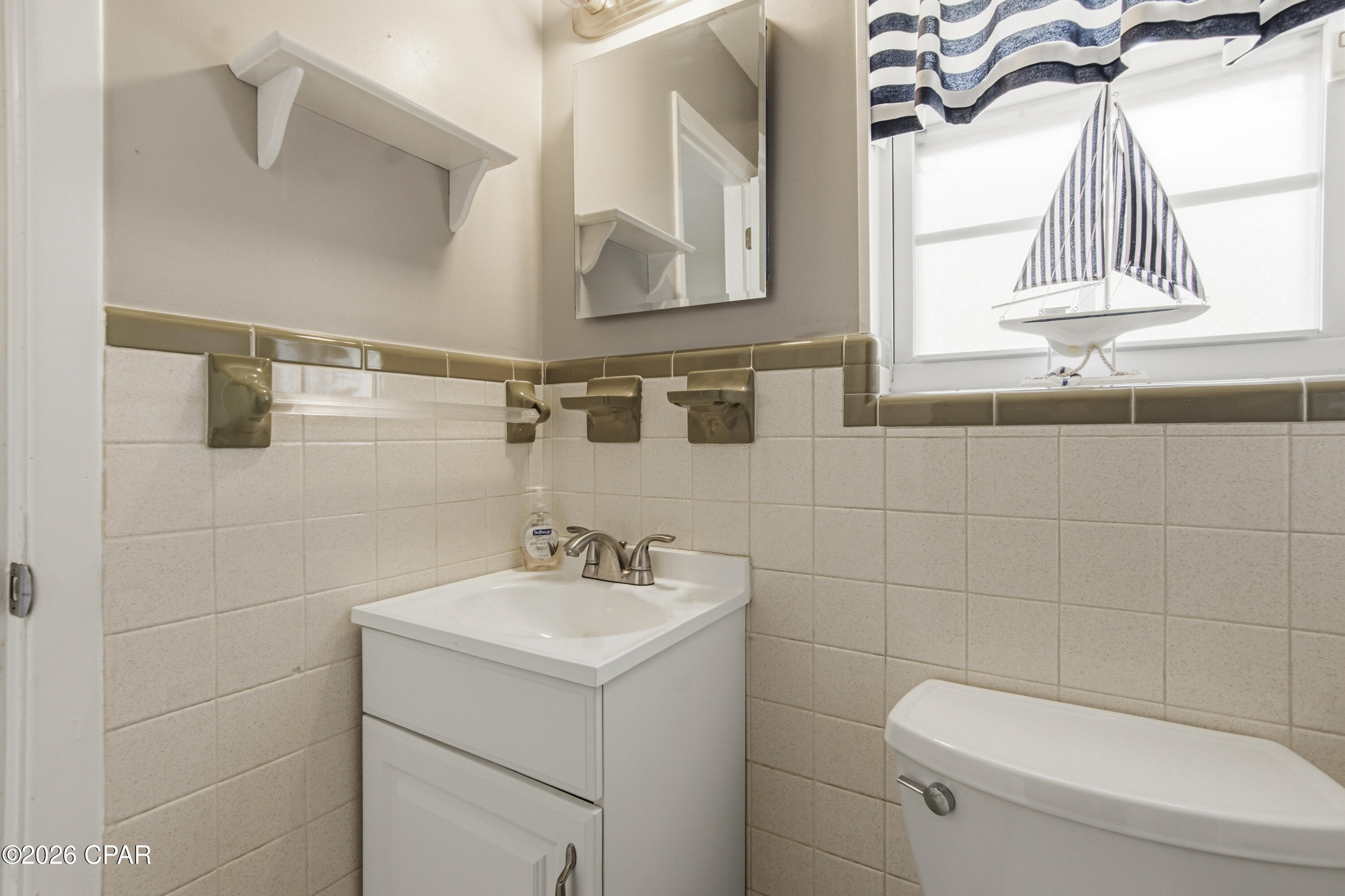 Image 11 For 2704 Drummond Avenue