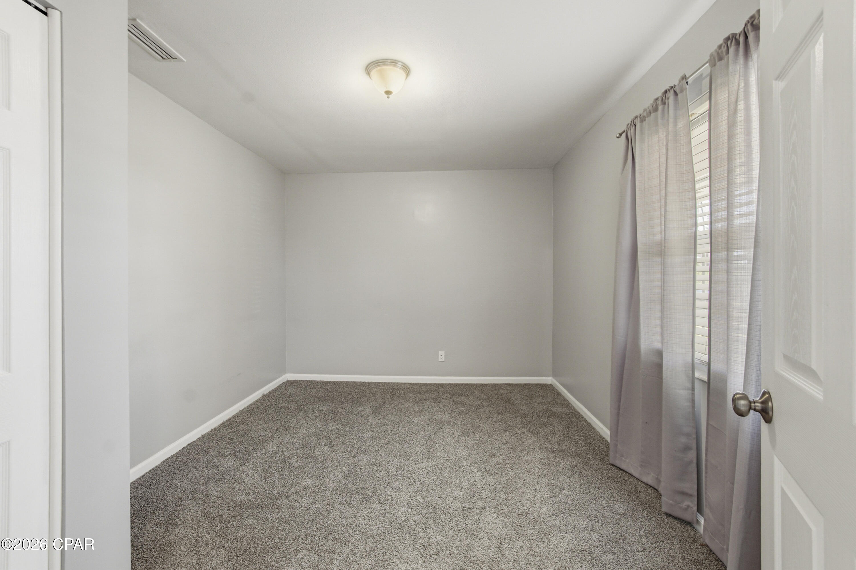 Image 15 For 2704 Drummond Avenue