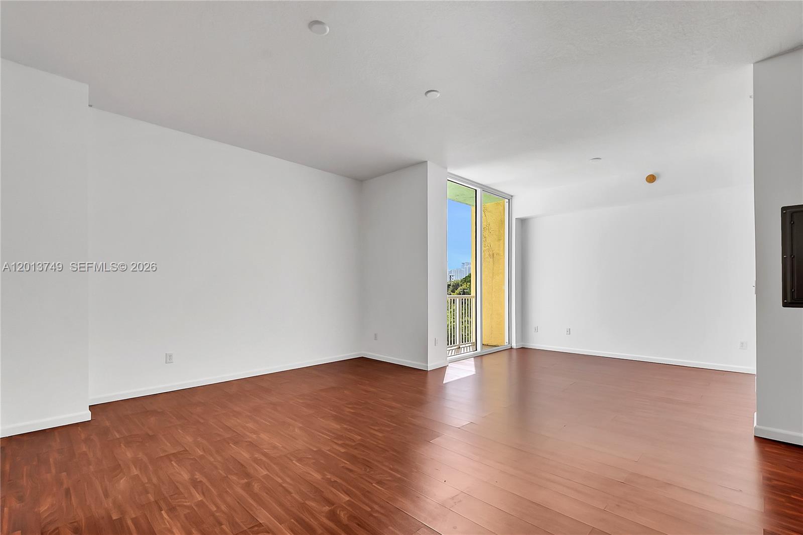 Property photo # 4