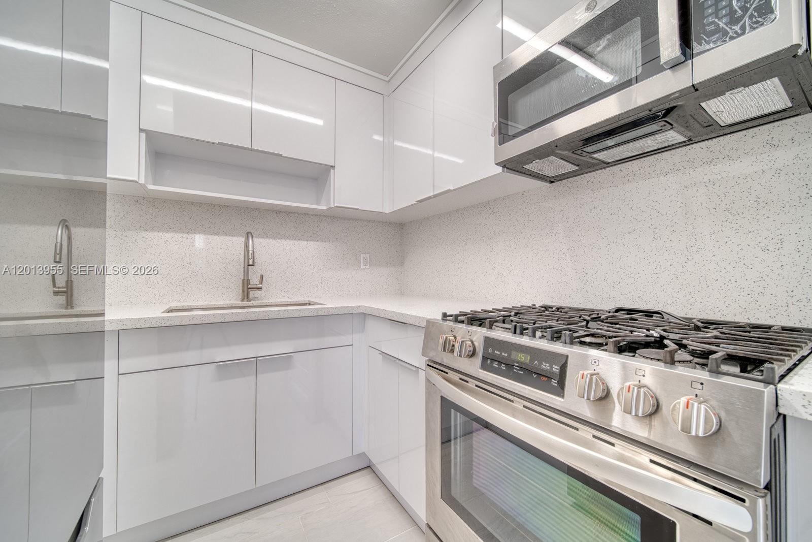 Property photo # 0