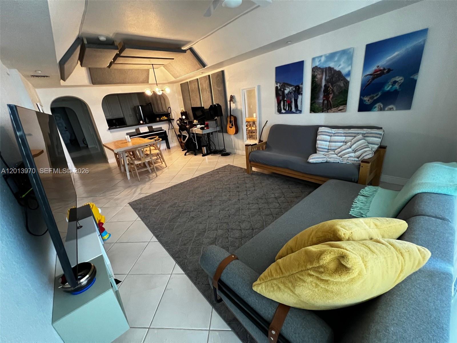 Property photo # 4
