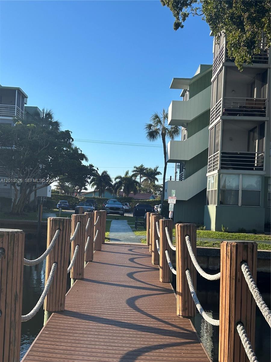 Watergate Condominium No