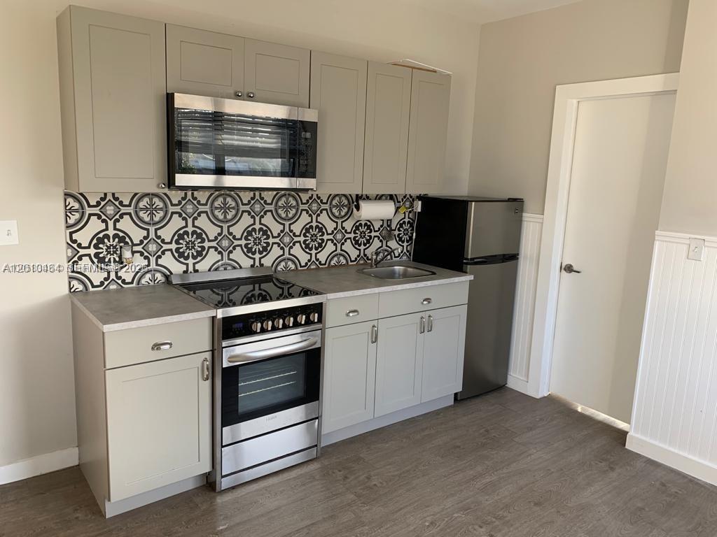 Property photo # 8