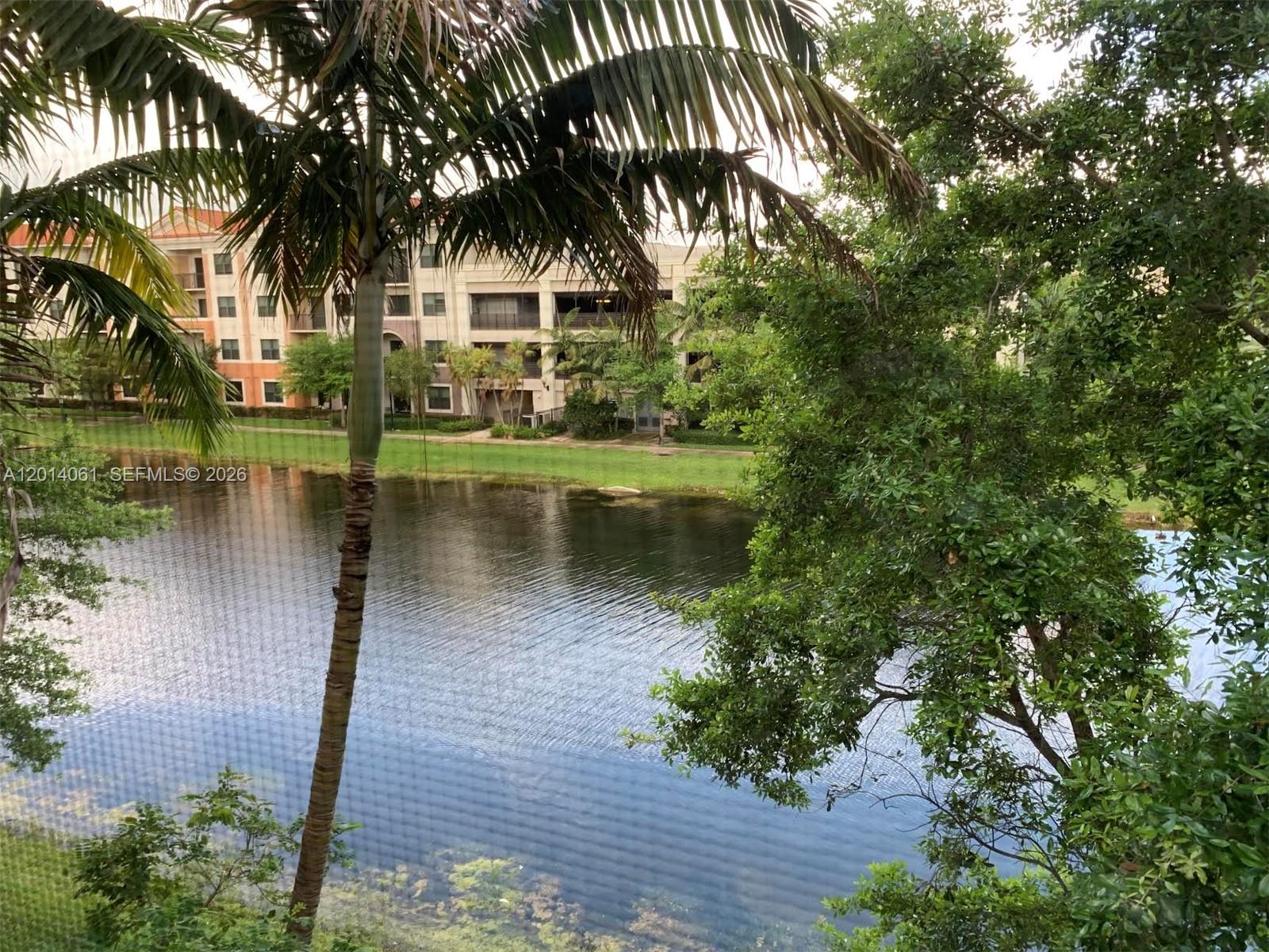 Villa Carrara Condo