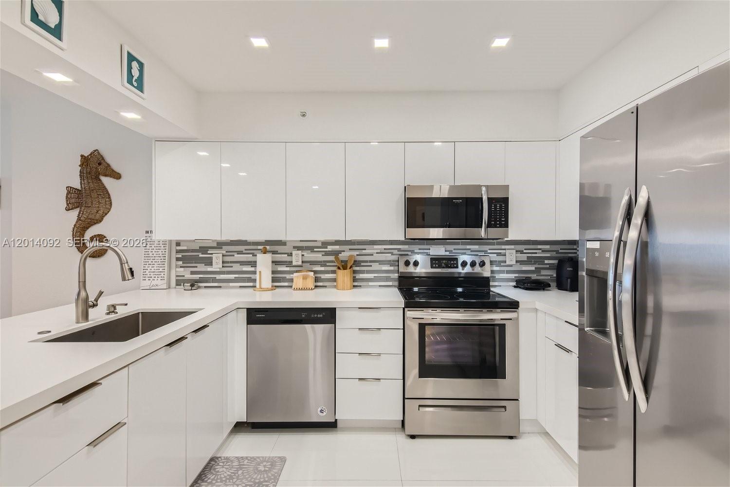 Property photo # 6