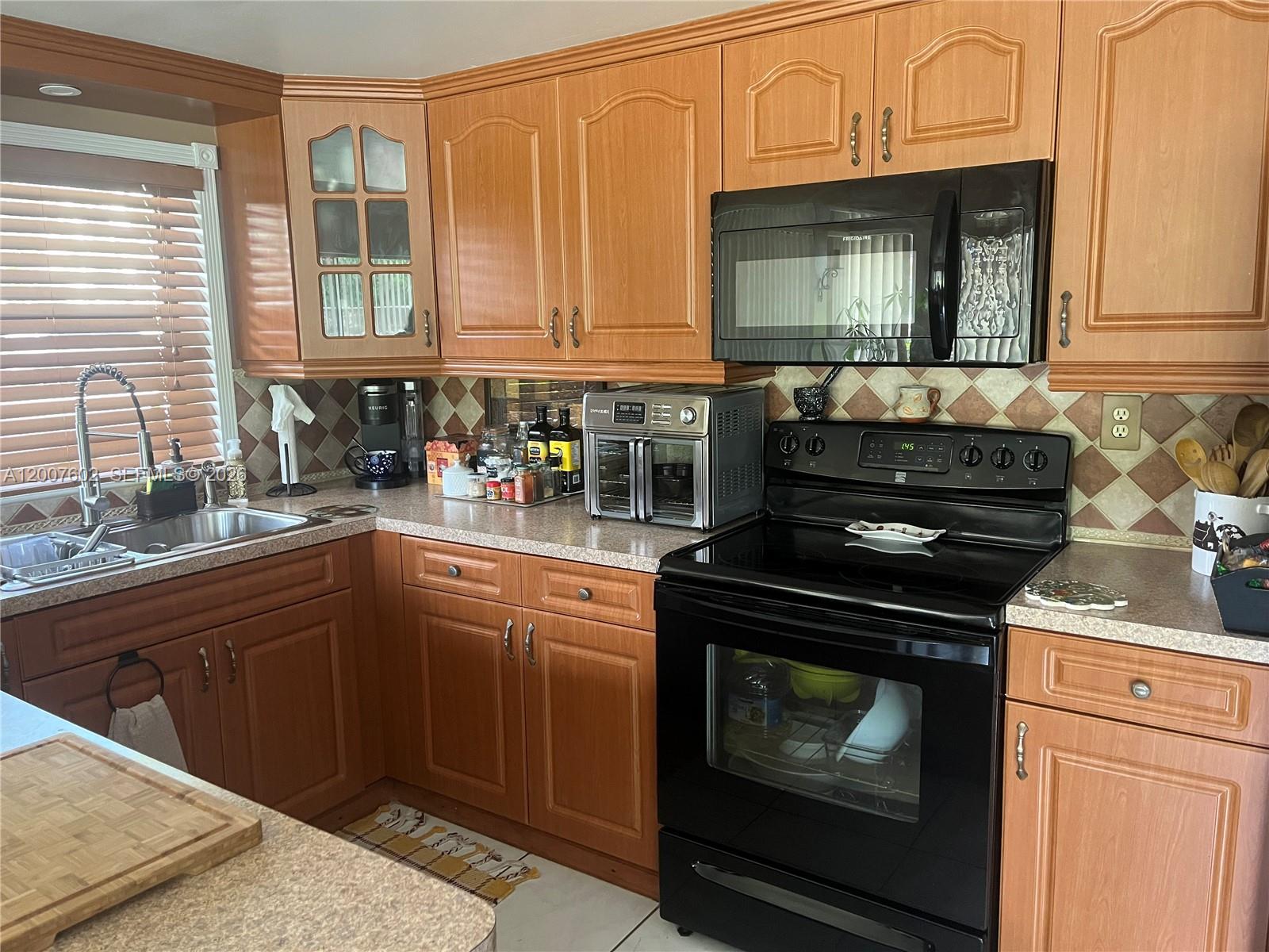 Jasmine Lakes I Condo