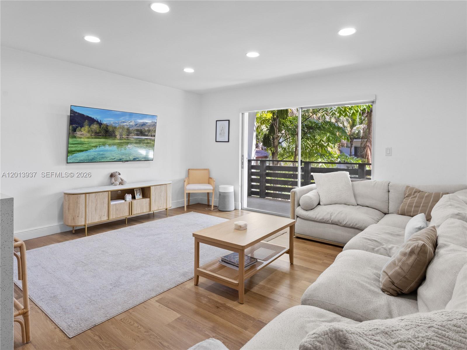 Property photo # 6