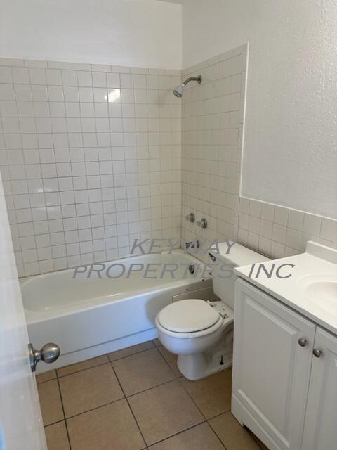 Photo 7 — 1200 Edith Boulevard SE