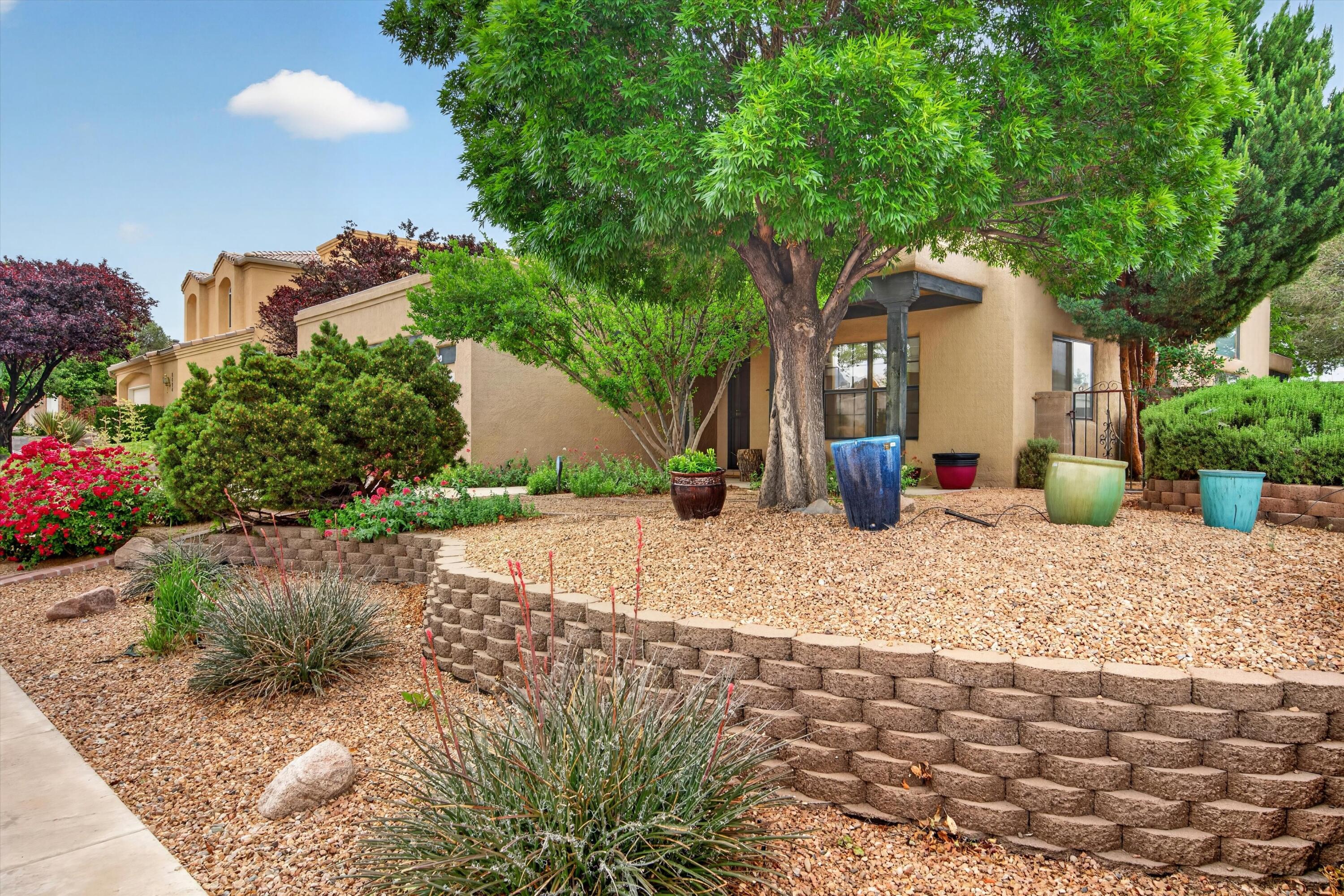 Homes for sale in Albuquerque, NM | 8020 Corona Ave Ne, Albuquerque, NM 87122 | MLS# 1102987