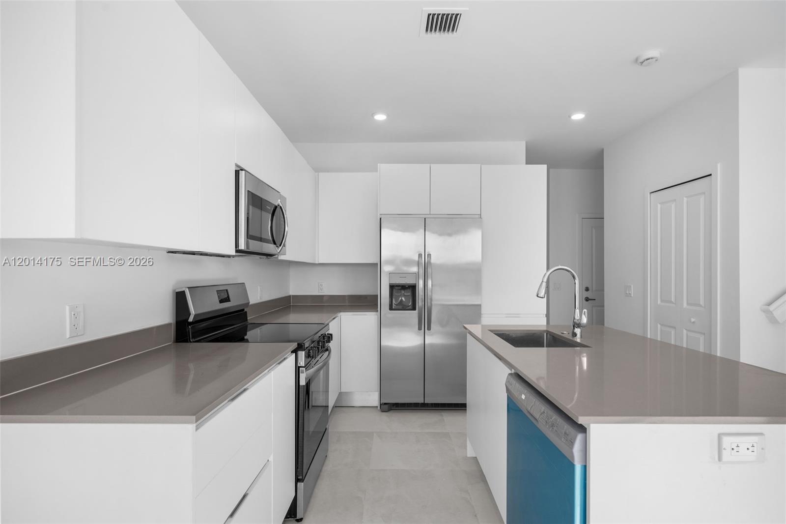 Property photo # 9