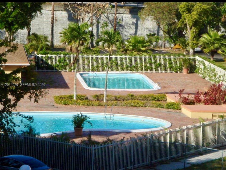 Property photo # 0