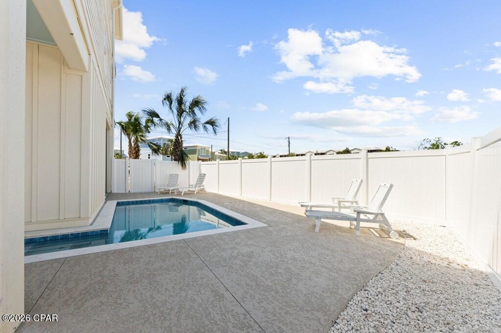 Image 17 For 108 32nd Street