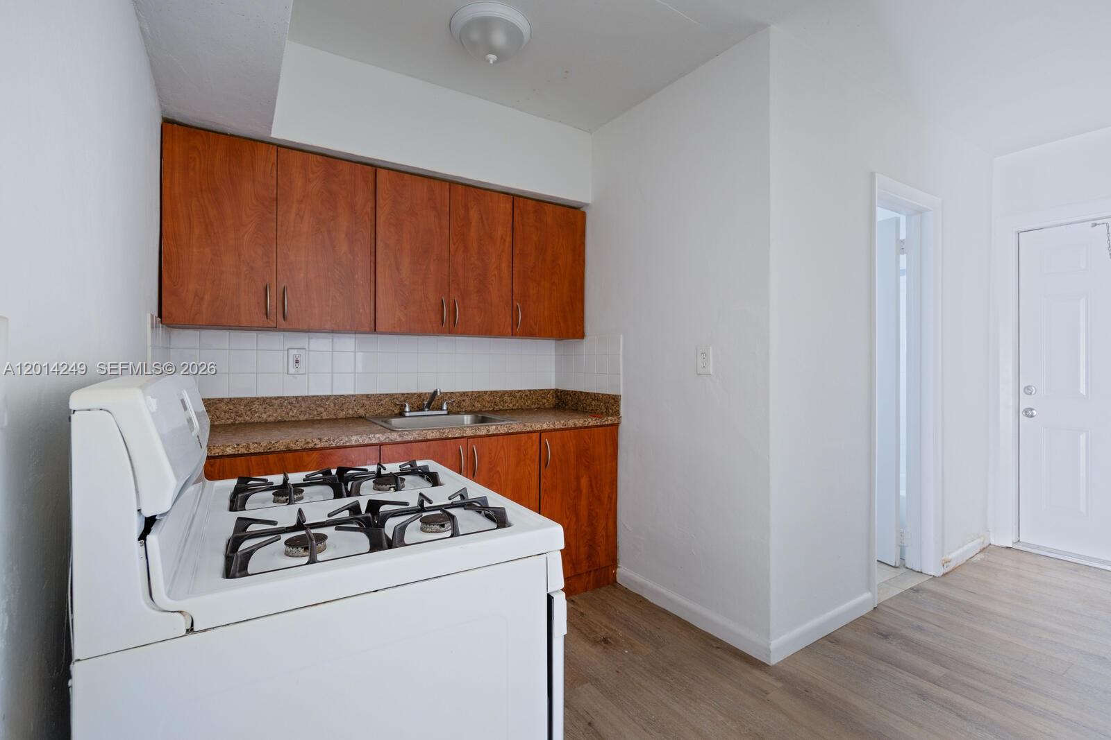 Property photo # 4