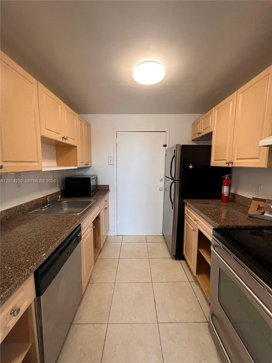 Property photo # 6
