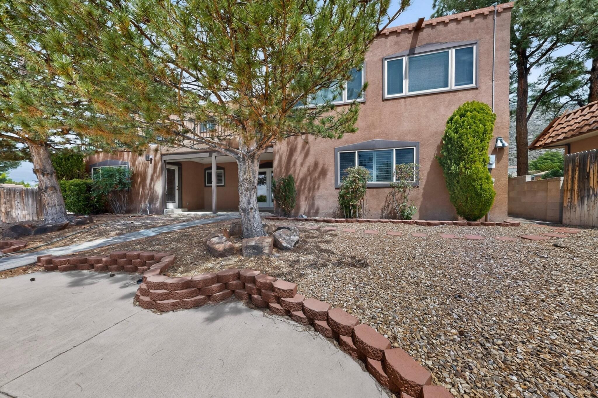 Photo 7 — 3205 Embudito Drive NE