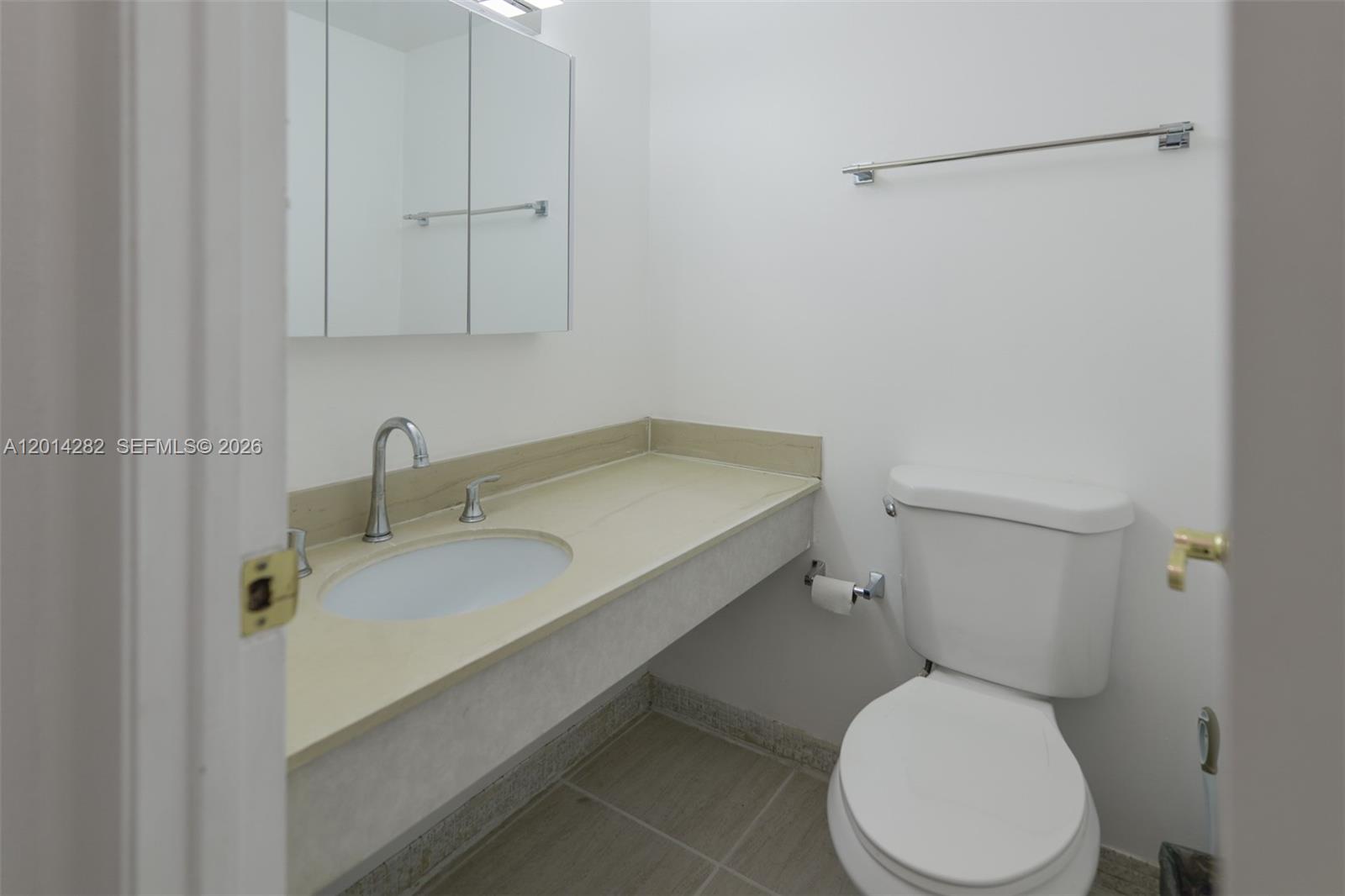 Property photo # 9