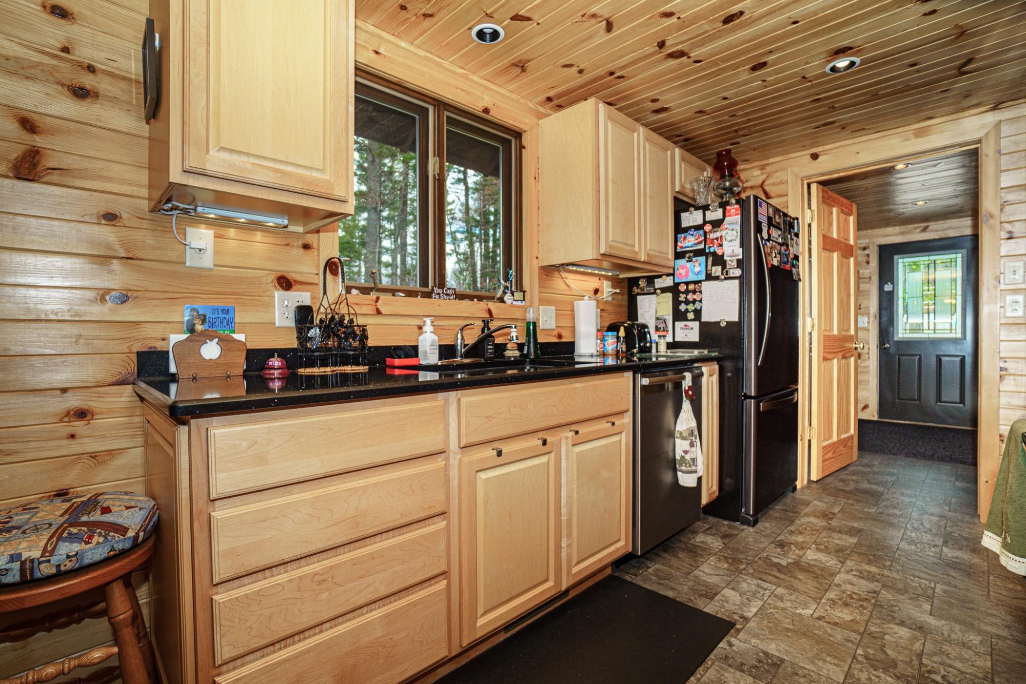 Long Lake MC Property 2086 Collins Rd Photo 9