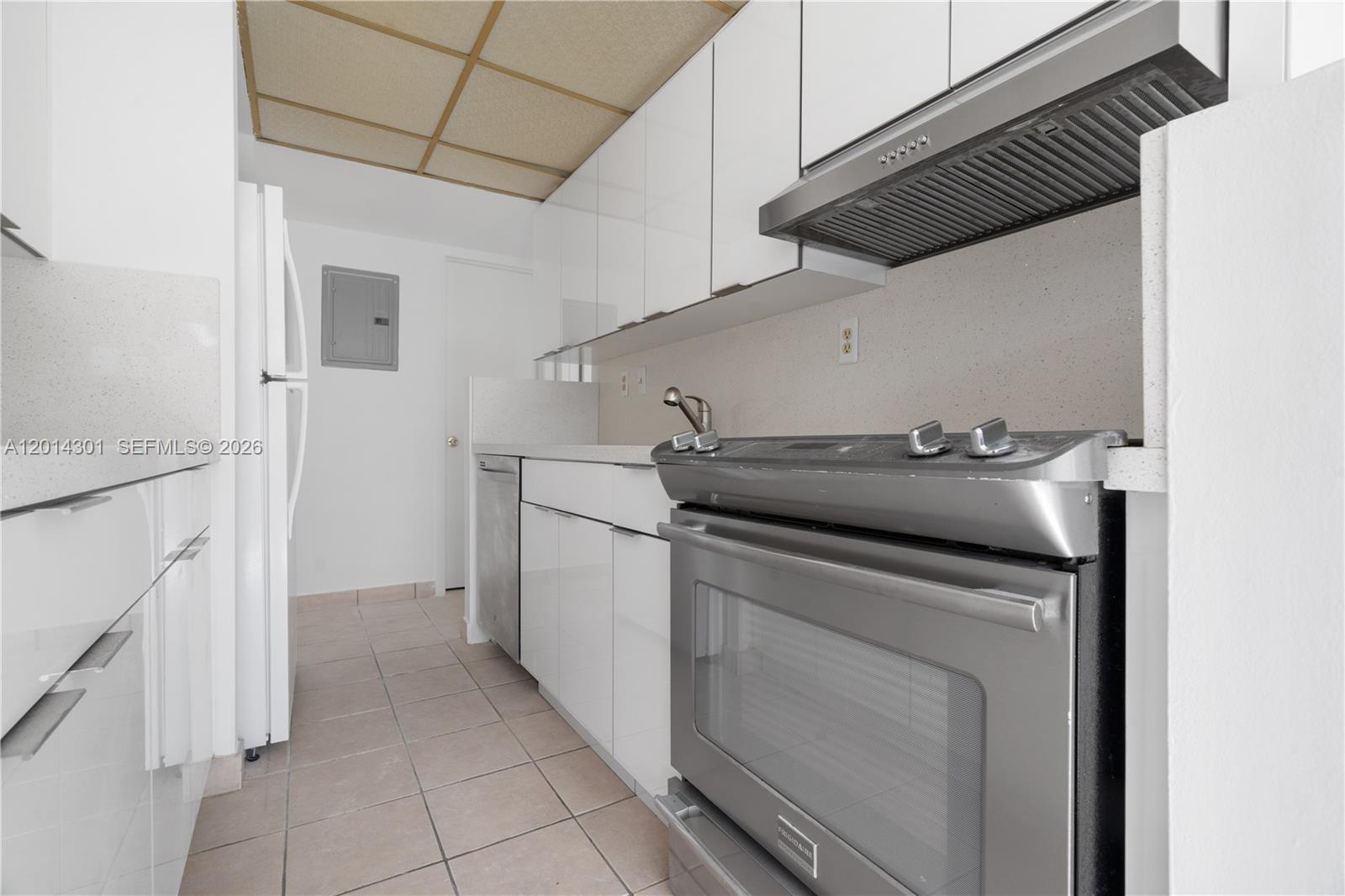 Property photo # 8