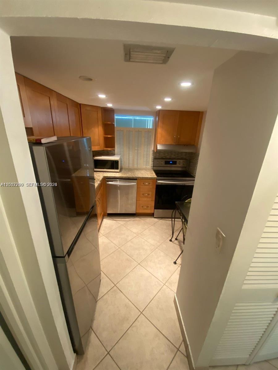 Property photo # 4