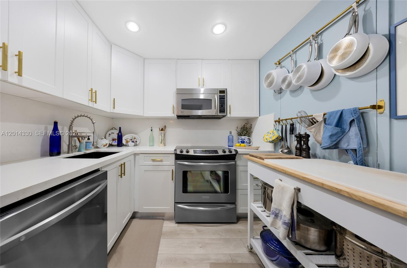 Property photo # 2