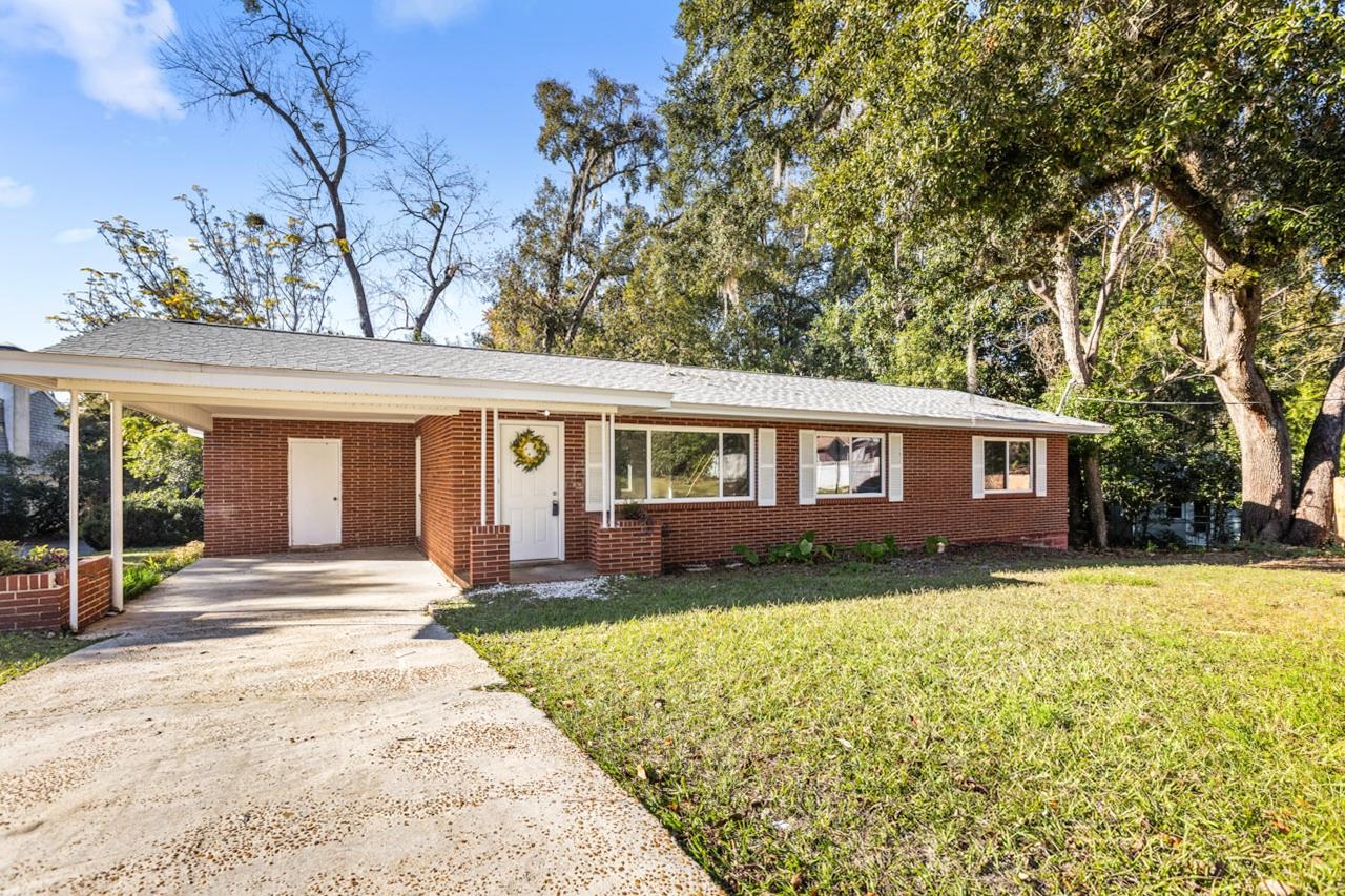 210  SATSUMA , Tallahassee, FL, 32301