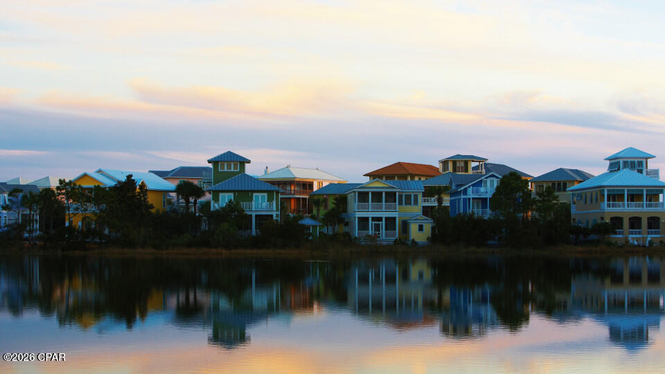 Image 32 For 202 Parkshore Court