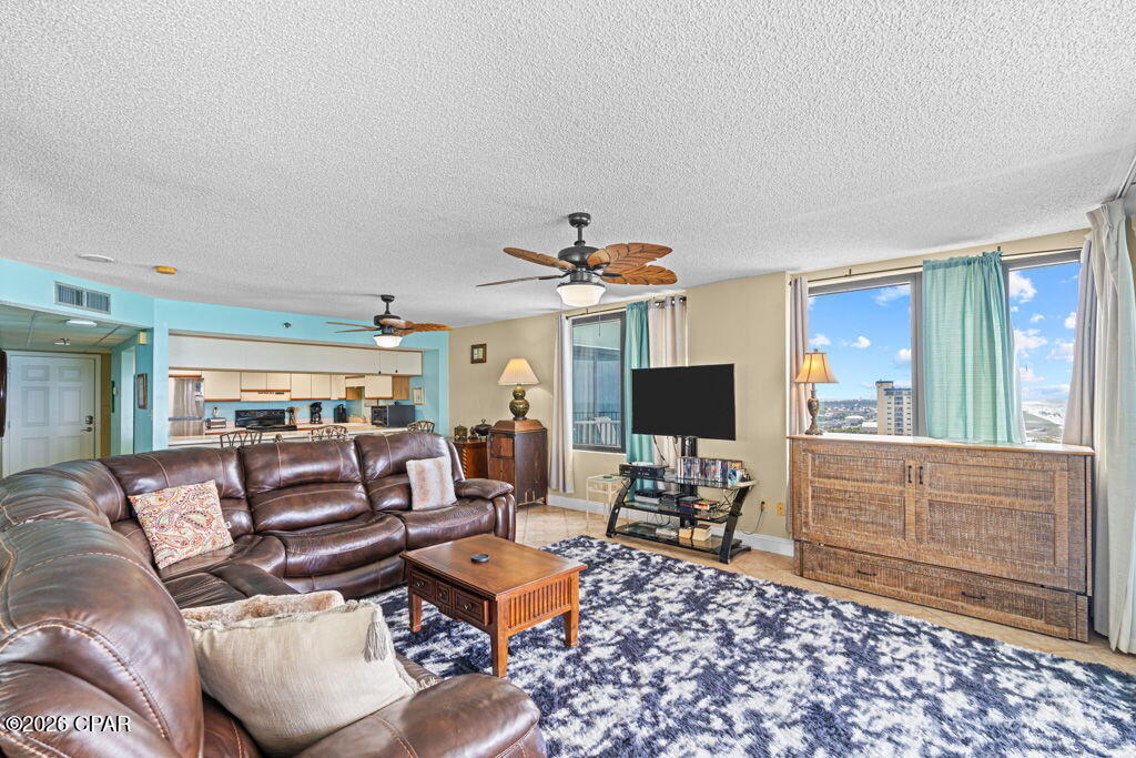 Image 17 For 6201 Thomas Drive 1402