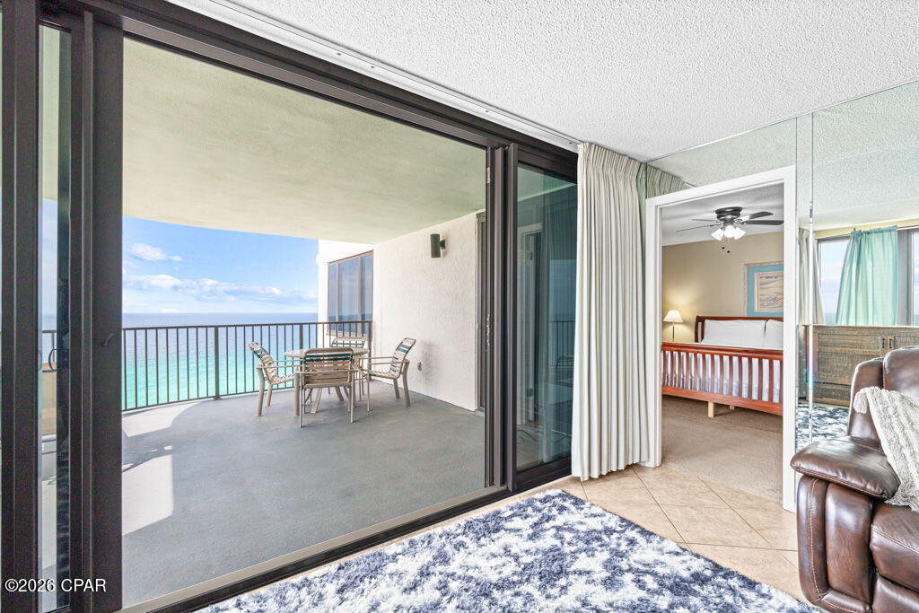 Image 19 For 6201 Thomas Drive 1402