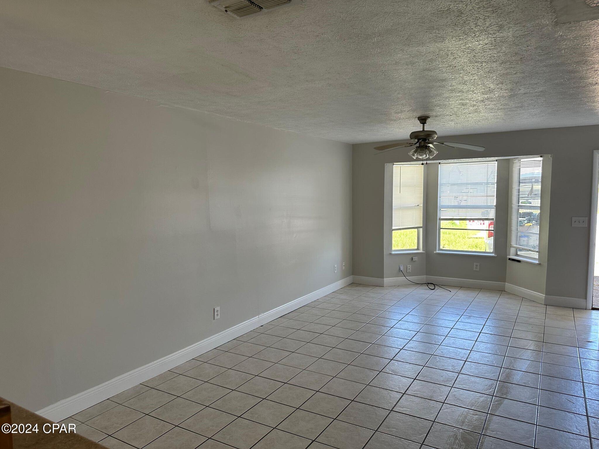 Image 4 For 303 Sukoshi Drive C