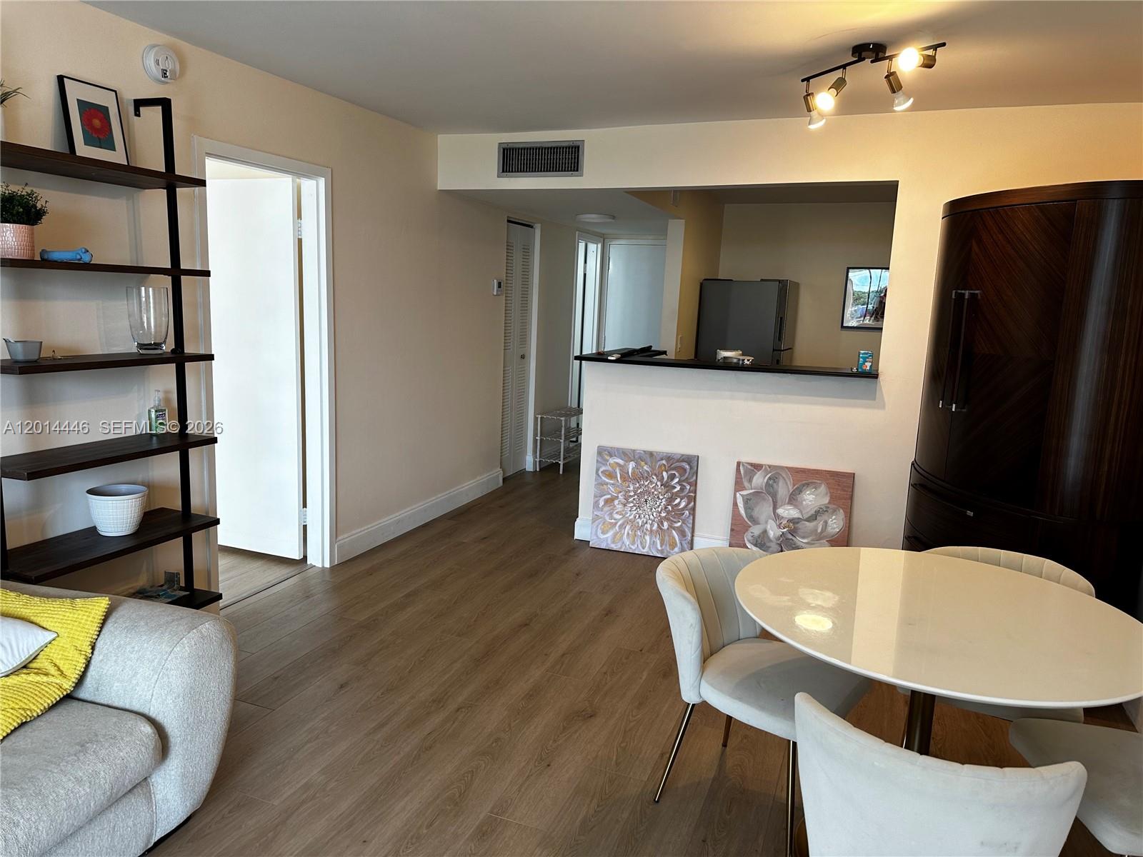 Property photo # 4