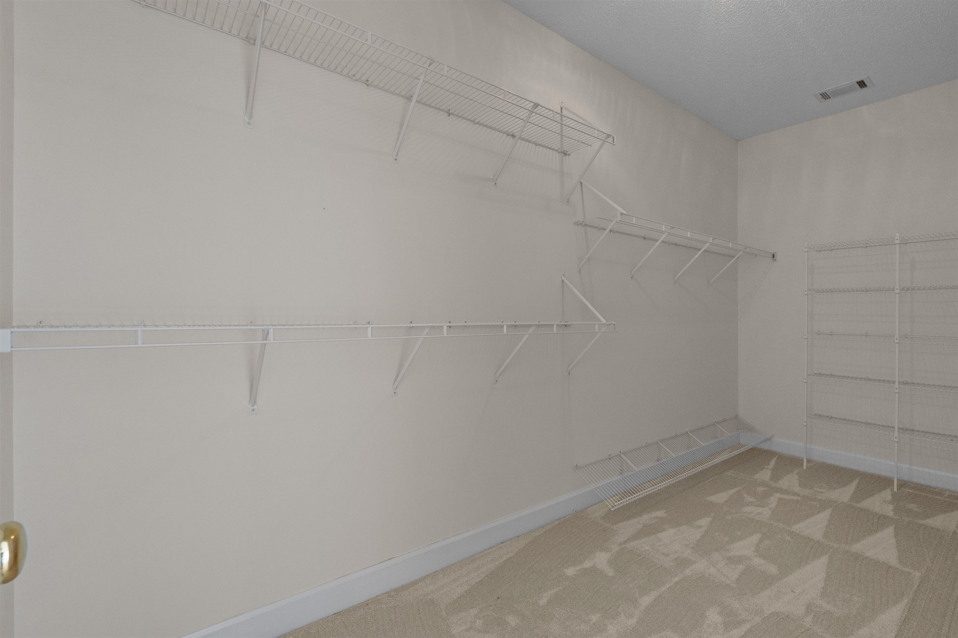 2611801 | Photo 25