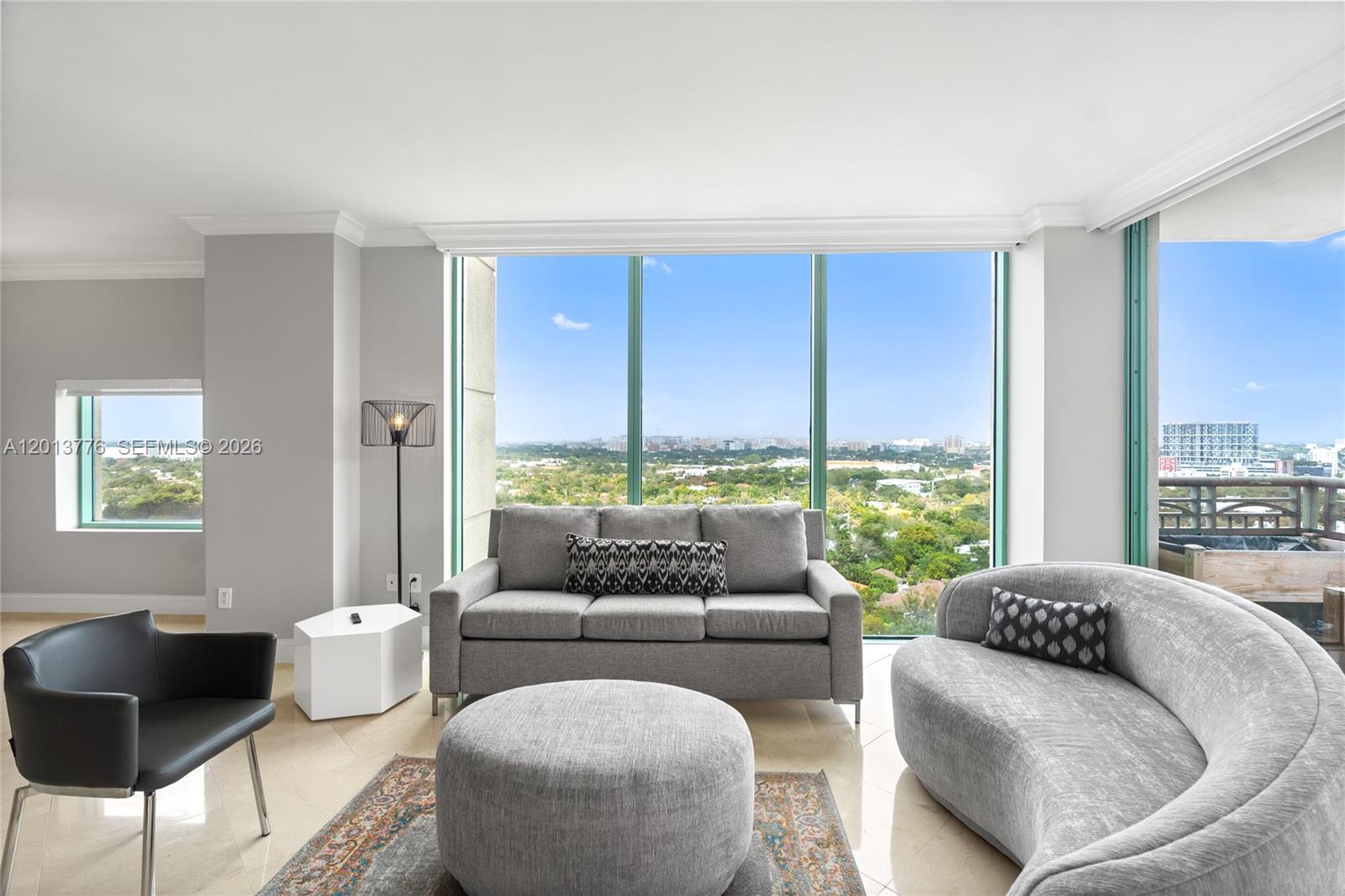 Property photo # 0