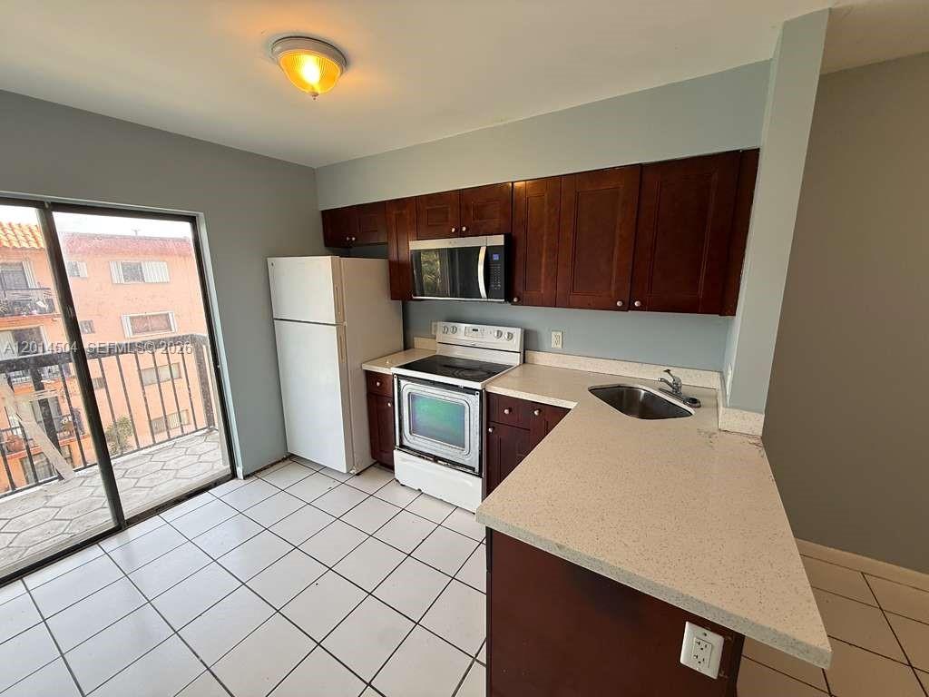 Property photo # 7
