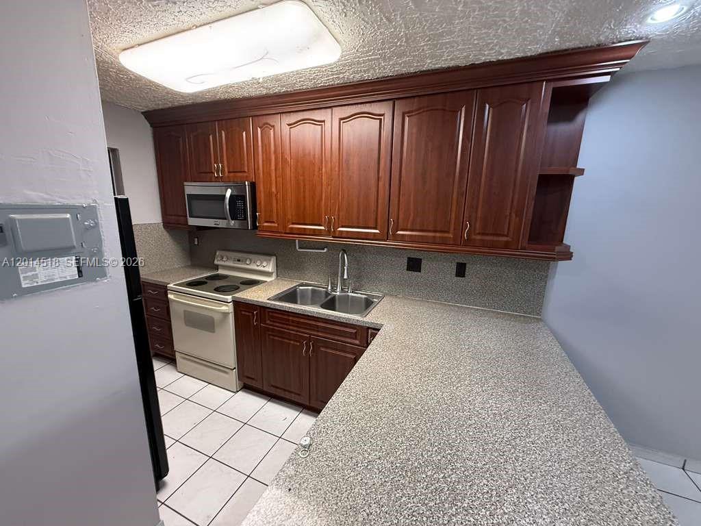 Property photo # 3