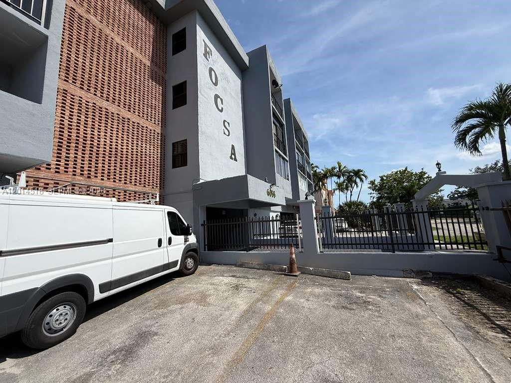 Property photo # 6