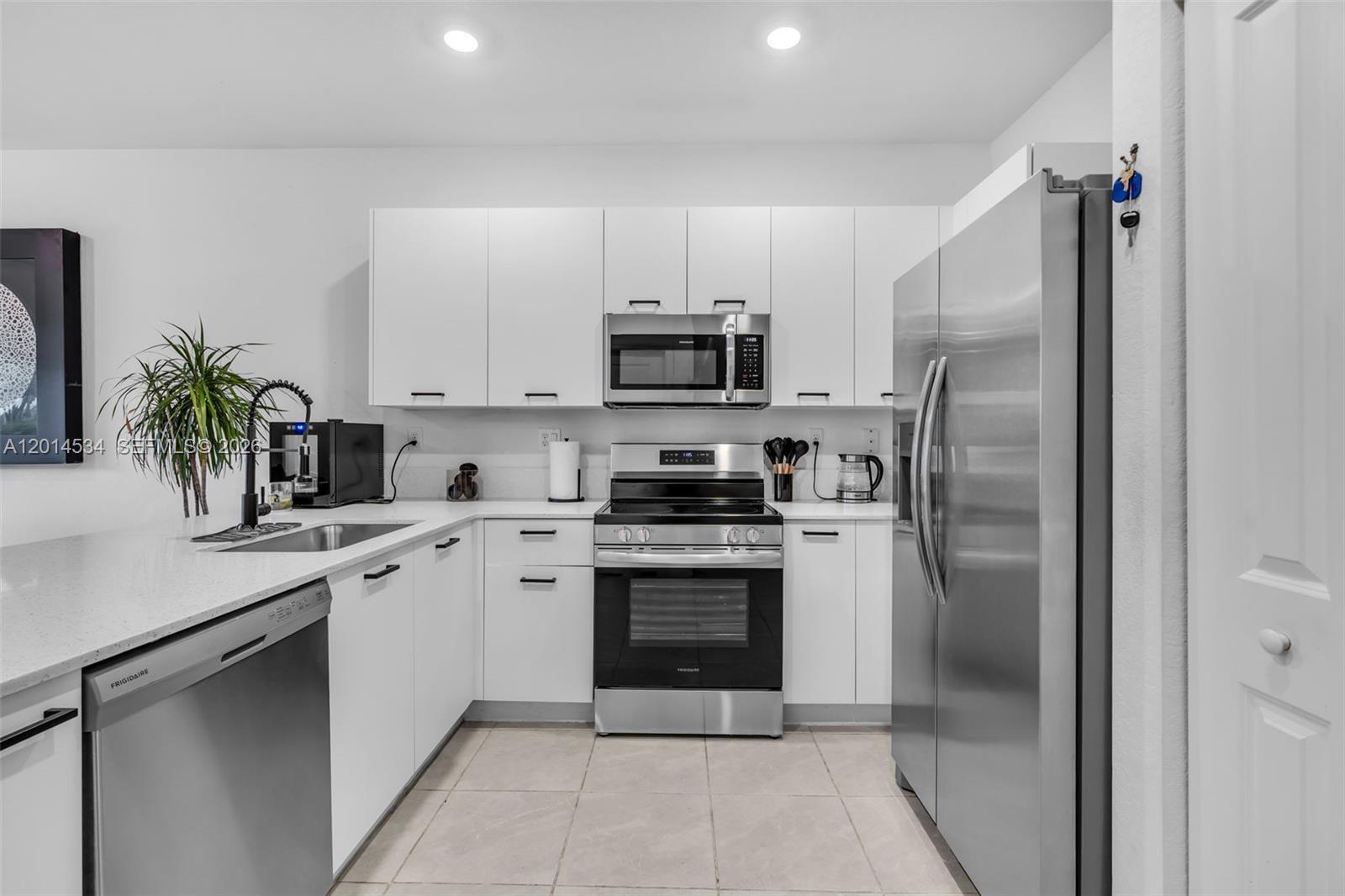 Property photo # 8