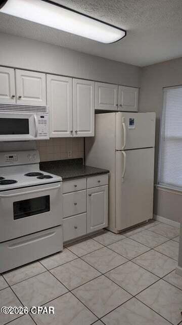 Image 6 For 7813 Lagoon Drive 6c